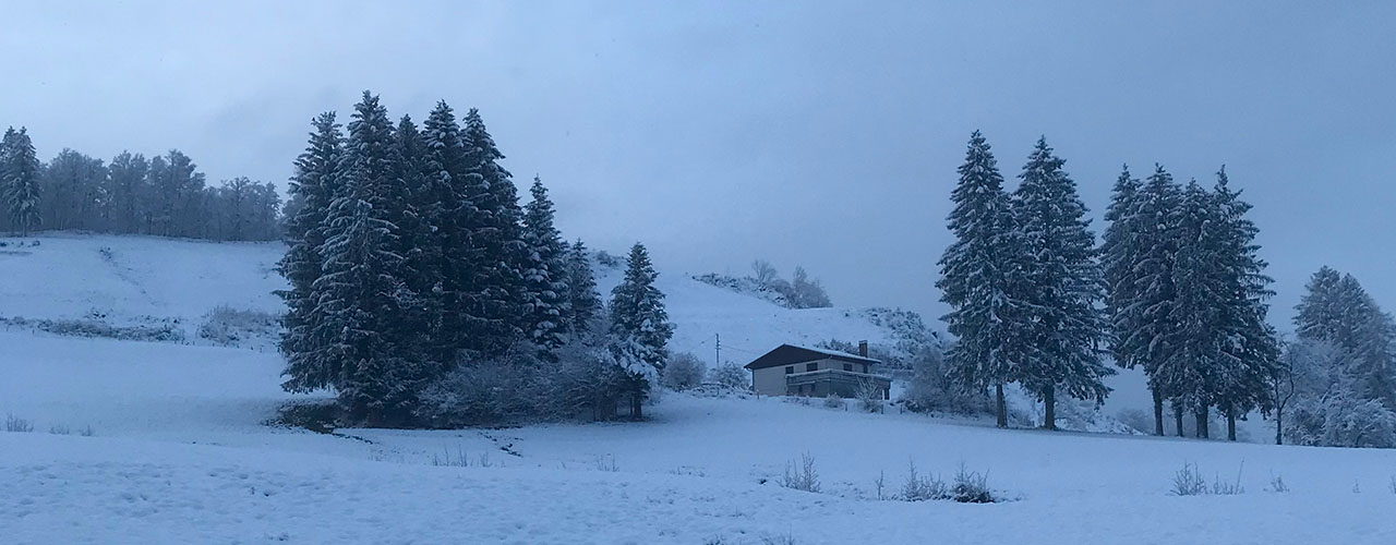 La neige est arrivée au village vacances les 4 Vents Ramonchamp